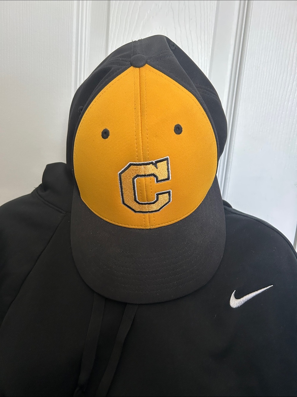 Baseball Hat Black/Gold -Size L/XL